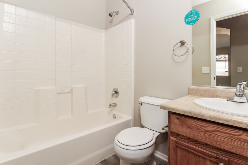 1,685/Mo, 6885 S Creek Run Ave Tucson, AZ 85756 Bathroom View