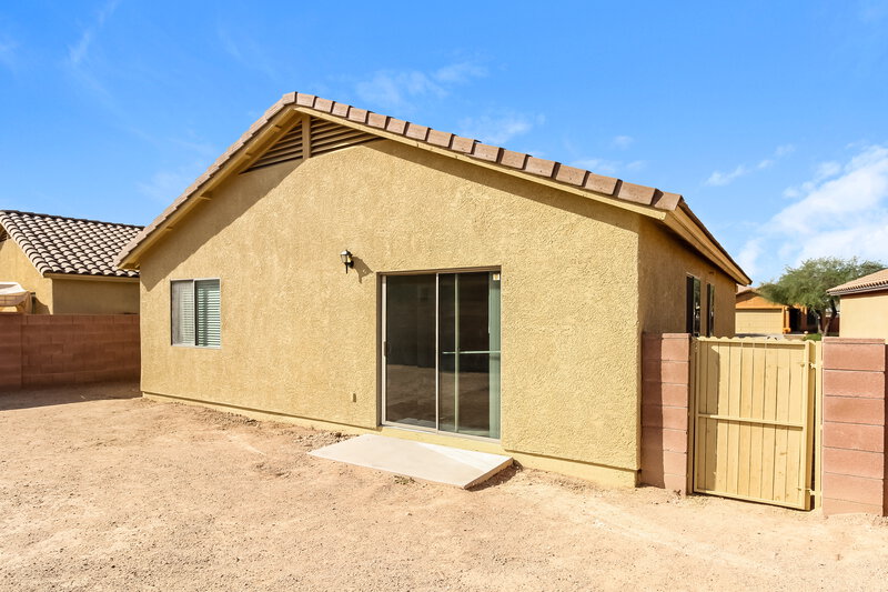 1,685/Mo, 6885 S Creek Run Ave Tucson, AZ 85756 Rear View