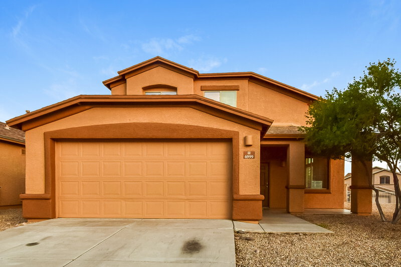 2,320/Mo, 6999 S Camino Secreto Tucson, AZ 85746 External View