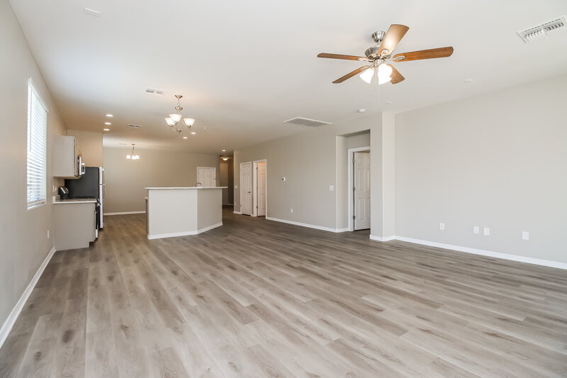 2,350/Mo, 60664 E Eagle Mountain Dr Tucson, AZ 85739 Living Room View 2