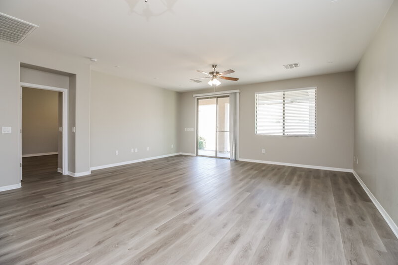 2,350/Mo, 60664 E Eagle Mountain Dr Tucson, AZ 85739 Living Room View 3