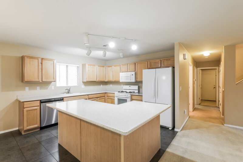 2,115/Mo, 12890 N Pocatella Dr Marana, AZ 85653 Kitchen View