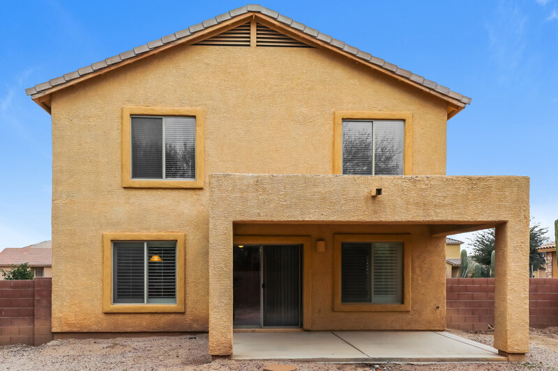 2,115/Mo, 12890 N Pocatella Dr Marana, AZ 85653 Rear View