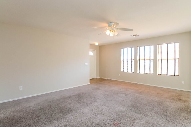 2,500/Mo, 8138 S Sunny Sky Pl Tucson, AZ 85747 Living Room View 3