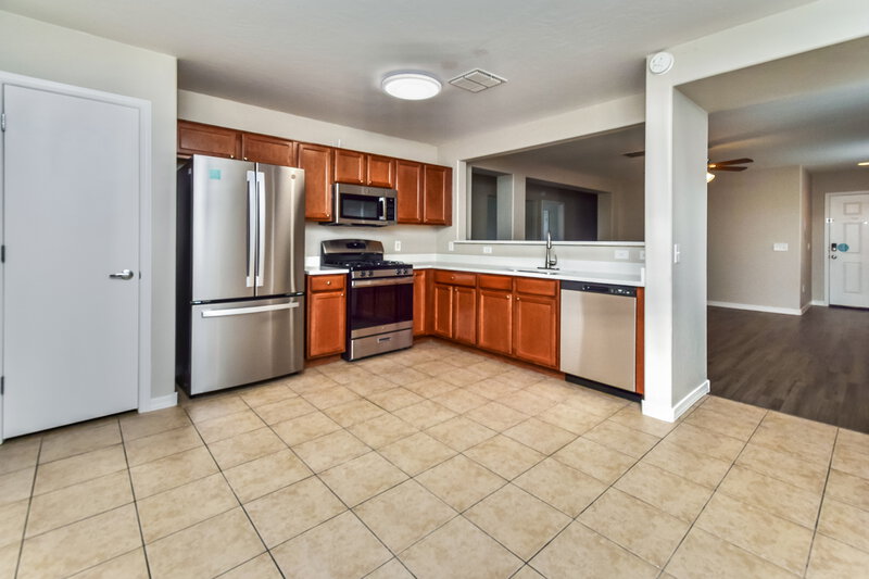 1,780/Mo, 1084 W Calle del Libro Dorado Sahuarita, AZ 85629 Kitchen View
