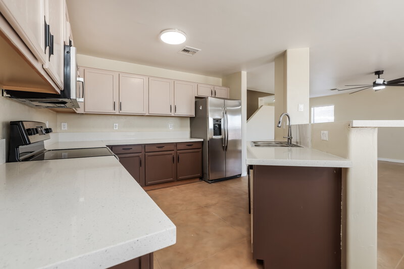 2,115/Mo, 6893 S Cottontail Run Ave Tucson, AZ 85756 Kitchen View