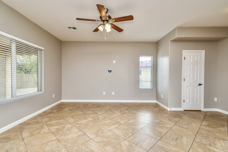1,800/Mo, 5791 E Camino de Ayuda Tucson, AZ 85756 Living Room View