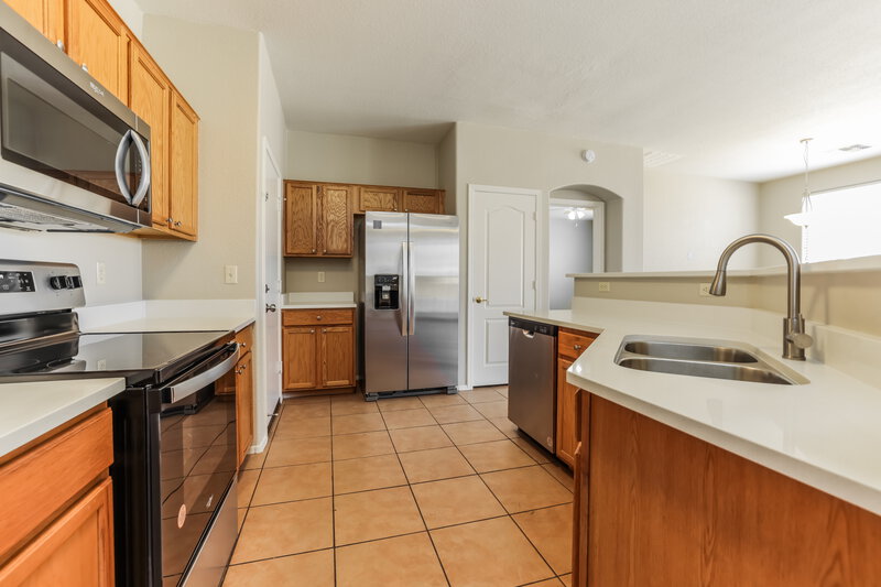 1,775/Mo, 3430 W Avenida Bonita Tucson, AZ 85746 Kitchen View