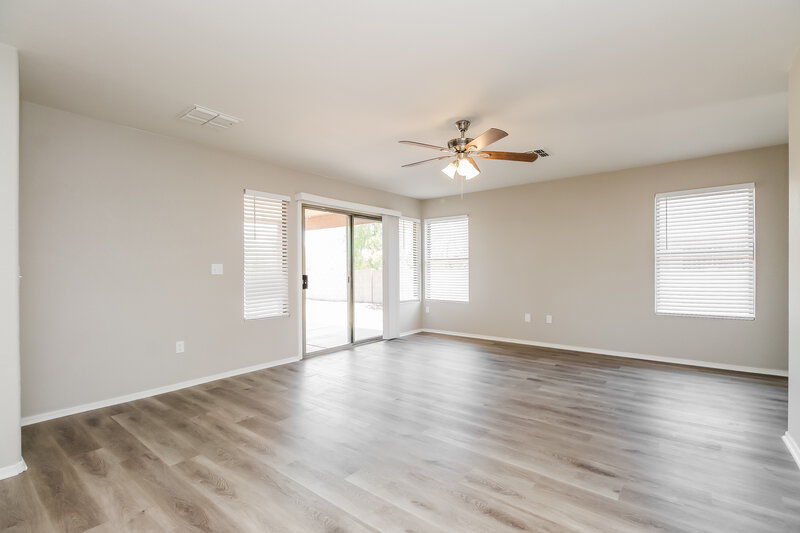 2,850/Mo, 7479 S Brackenbury Dr Tucson, AZ 85746 Living Room View