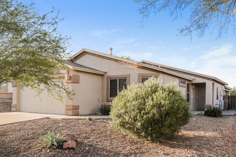 1,675/Mo, 3652 W Avenida Obregon Tucson, AZ 85746 Front View