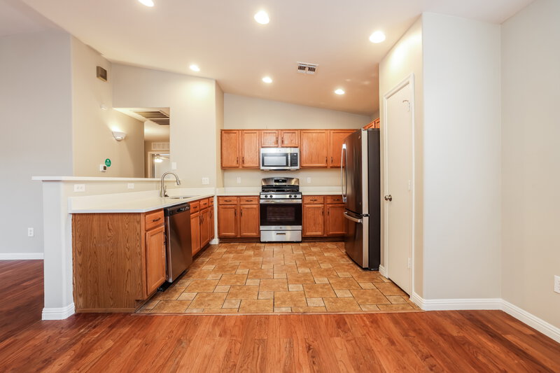 1,675/Mo, 3652 W Avenida Obregon Tucson, AZ 85746 Kitchen View