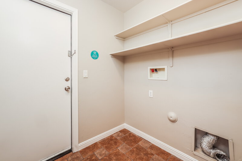 1,675/Mo, 3652 W Avenida Obregon Tucson, AZ 85746 Laundry Room View