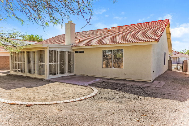 2,225/Mo, 9183 E Elderberry St Tucson, AZ 85747 Rear View