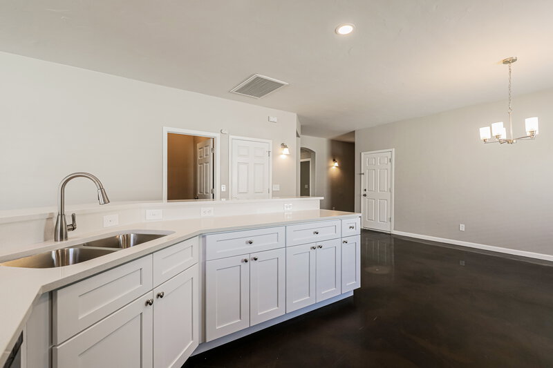 1,895/Mo, 5238 S Camino Laguna Seca Tucson, AZ 85706 Kitchen View 3