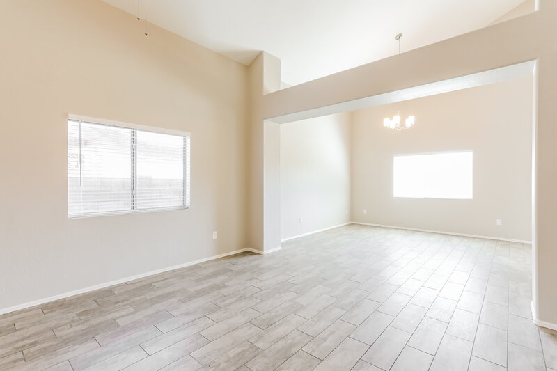 2,000/Mo, 2385 W Rau River Rd Tucson, AZ 85705 Living Room View