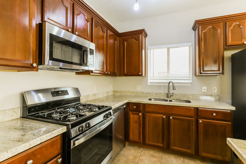 2,065/Mo, 6346 E Butte Stone Dr Tucson, AZ 85756 Kitchen View 2