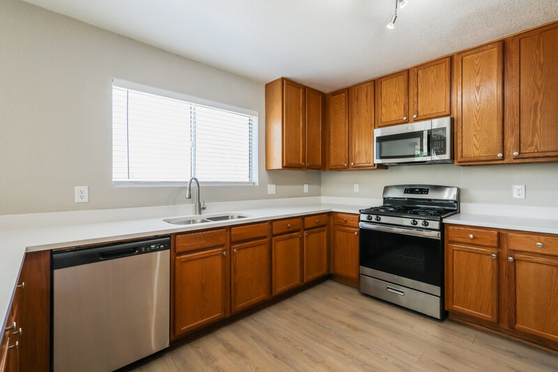 1,775/Mo, 6101 S Earp Wash Ln Tucson, AZ 85706 Kitchen View