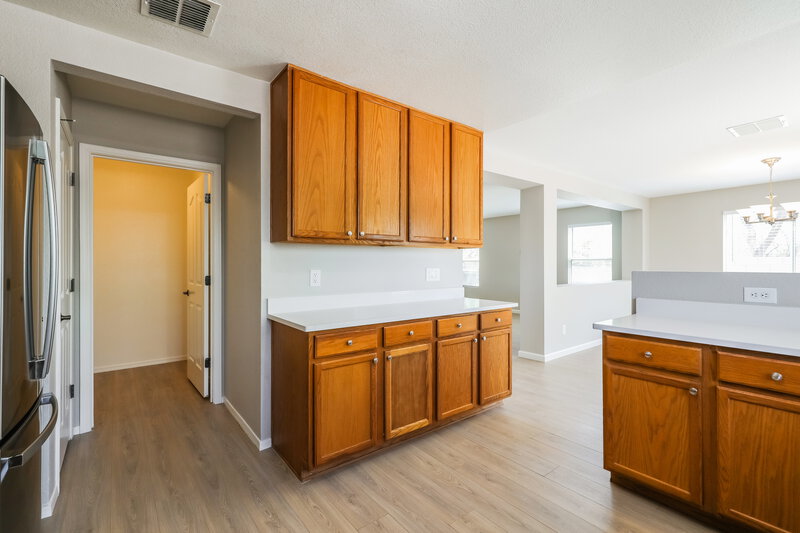 1,775/Mo, 6101 S Earp Wash Ln Tucson, AZ 85706 Kitchen View 3