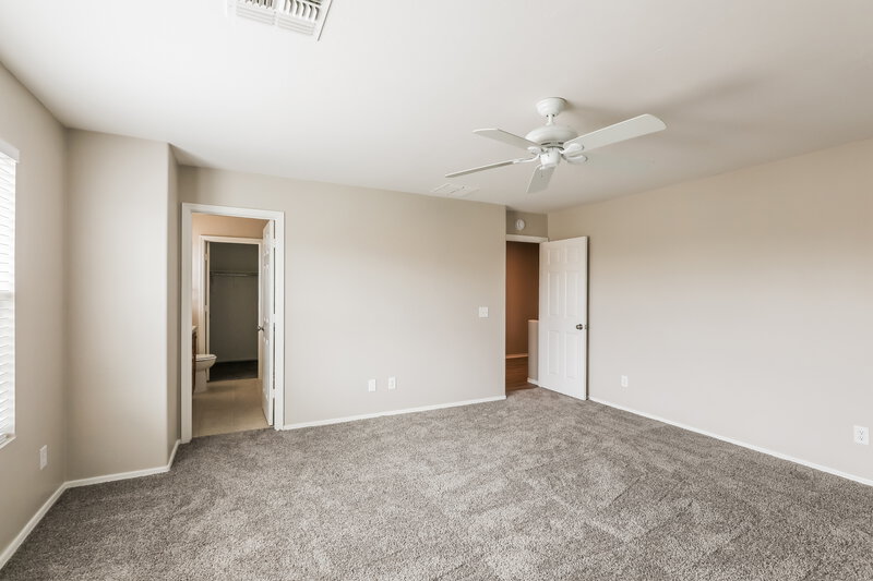1,730/Mo, 6907 S Goshawk Dr Tucson, AZ 85756 Main Bedroom View 2
