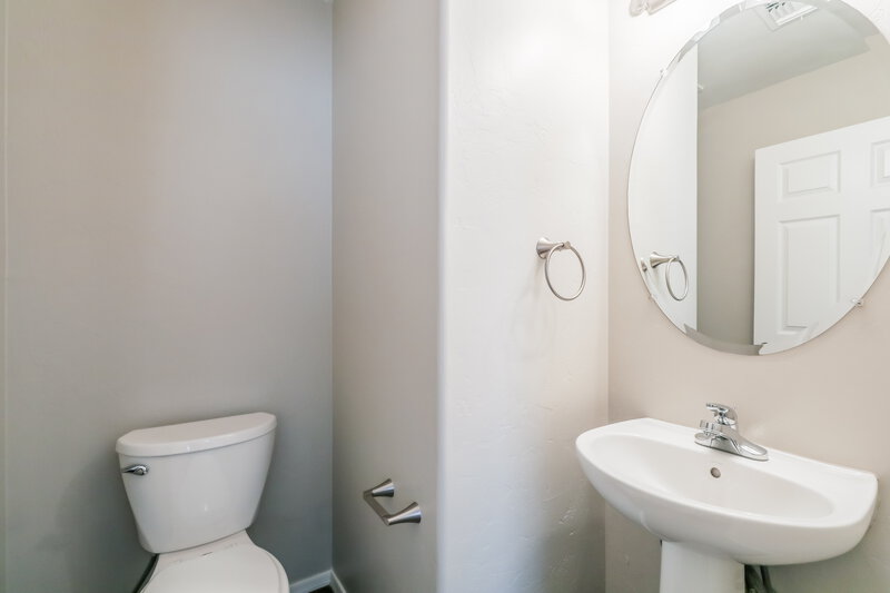 1,730/Mo, 6907 S Goshawk Dr Tucson, AZ 85756 Bathroom View 2