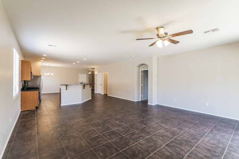 1,825/Mo, 7258 S Millers Tale Dr Tucson, AZ 85756 Living Room View 2