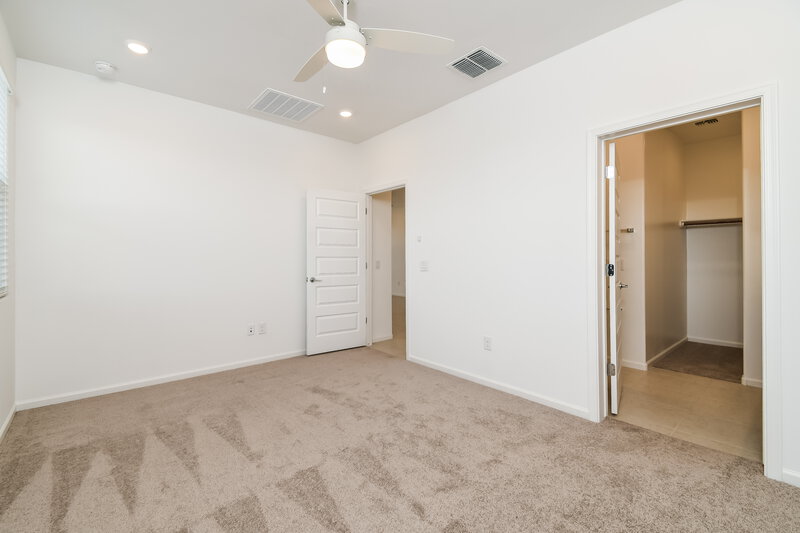 2,035/Mo, 10410 W Beaman Ln Marana, AZ 85653 Main Bedroom View 2