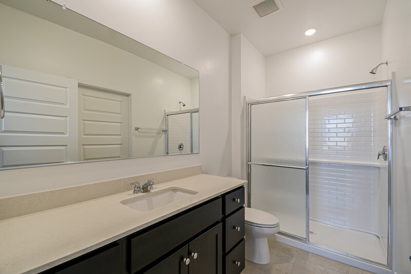 2,065/Mo, 10294 W Sumullen St Marana, AZ 85653 Main Bathroom View