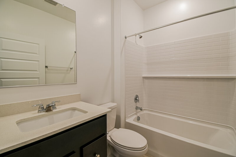 2,065/Mo, 10294 W Sumullen St Marana, AZ 85653 Bathroom View