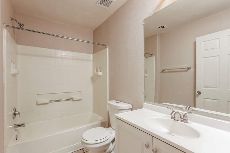 1,730/Mo, 6265 W Velvet Senna Dr Tucson, AZ 85757 Bathroom View