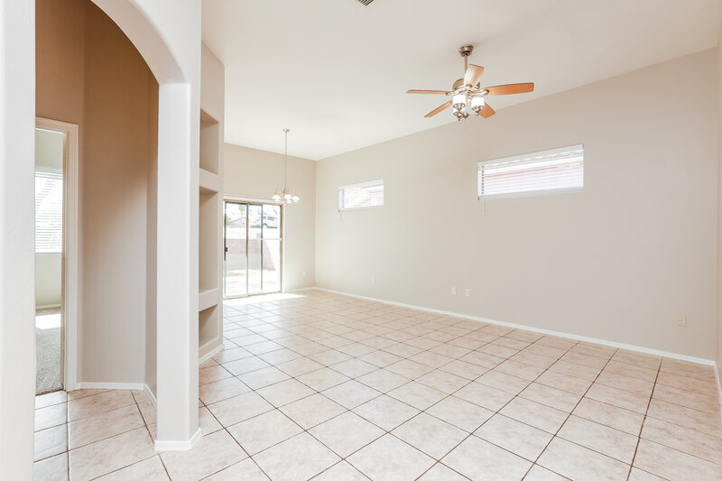 1,725/Mo, 2535 N Avenida Tabica Green Valley, AZ 85614 Living Room View
