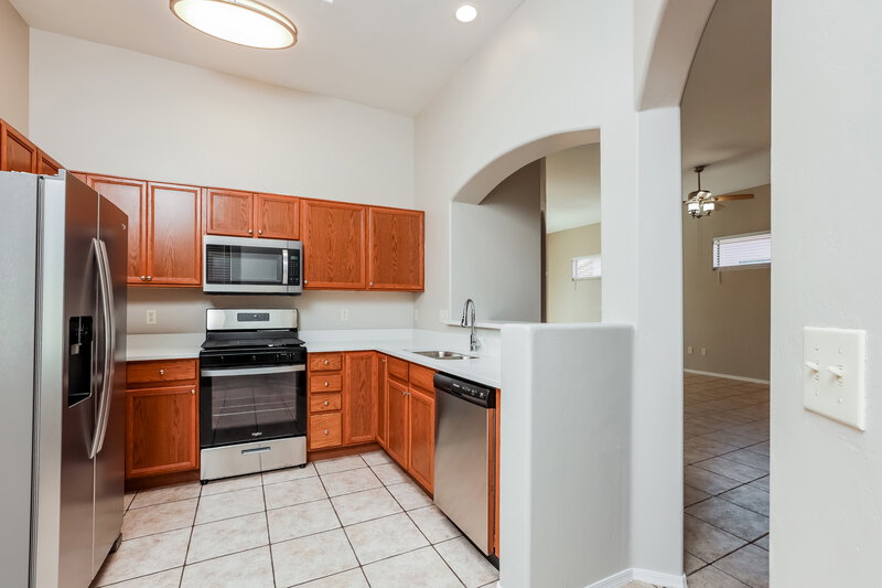 1,725/Mo, 2535 N Avenida Tabica Green Valley, AZ 85614 Kitchen View