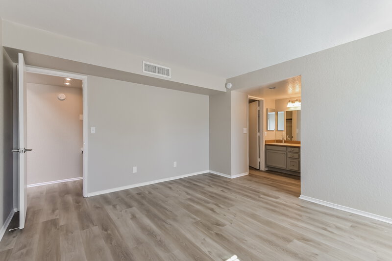 2,790/Mo, 10162 E Stella Rd Tucson, AZ 85730 Main Bedroom View 2