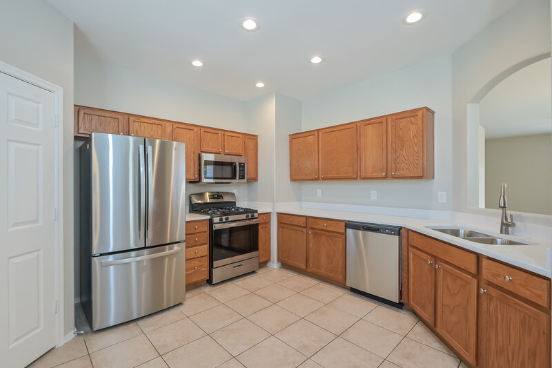 1,615/Mo, 306 E Calle Cerita Green Valley, AZ 85614 Misc View 4