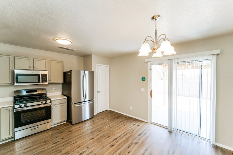 1,945/Mo, 7393 S Messala Ct Tucson, AZ 85746 Dining Room View