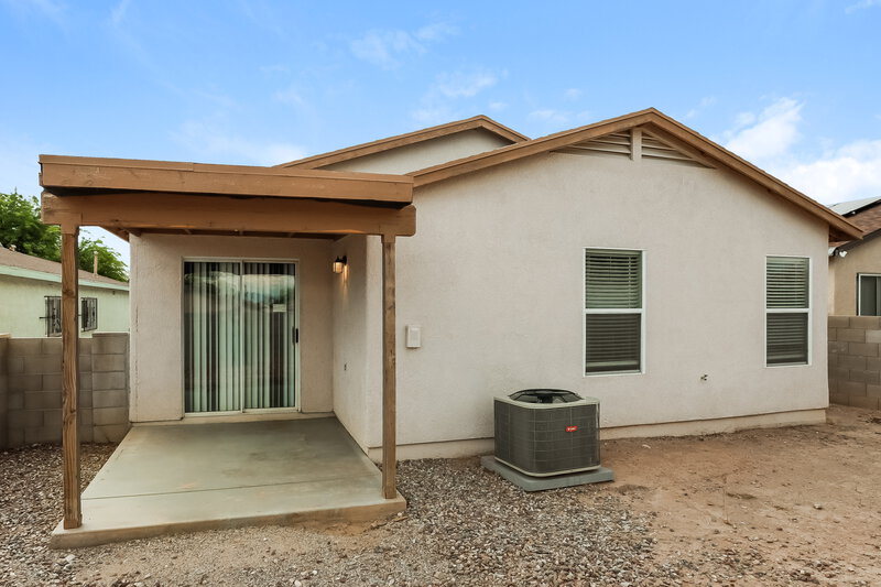 1,685/Mo, 7393 S Messala Ct Tucson, AZ 85746 Rear View