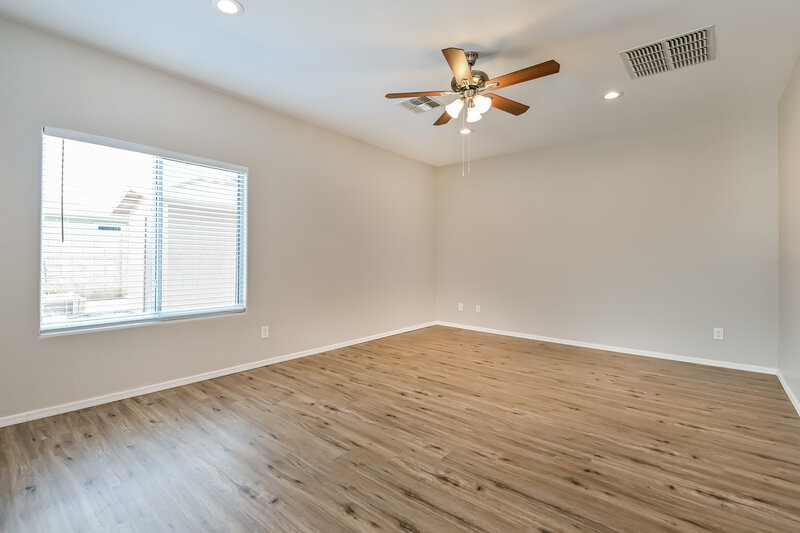 2,110/Mo, 6871 S Martlet Dr Tucson, AZ 85756 Main Bedroom View