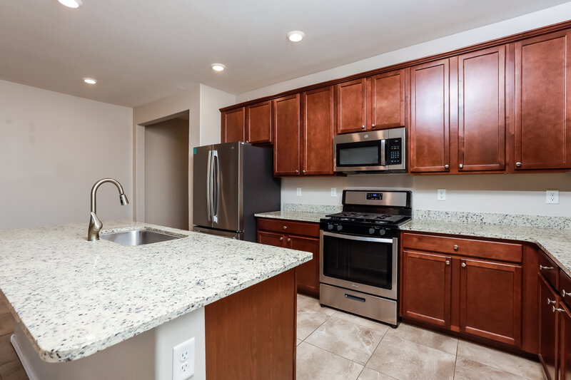 1,675/Mo, 6269 S Reed Bunting Dr Tucson, AZ 85757 Kitchen View