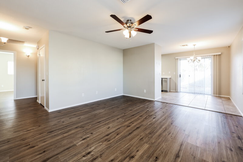 1,700/Mo, 5243 S Via Laguna Blanca Tucson, AZ 85706 Living Room View