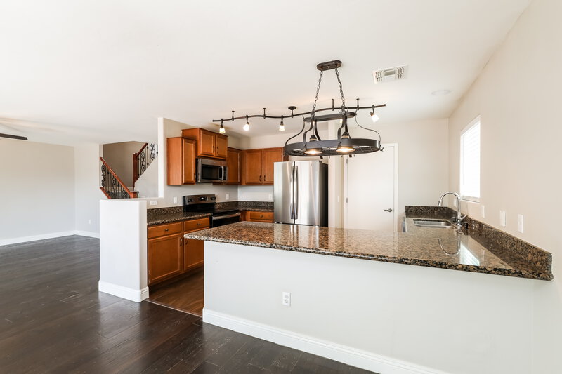 1,895/Mo, 7655 W Tight Line Dr Tucson, AZ 85757 Kitchen View 3