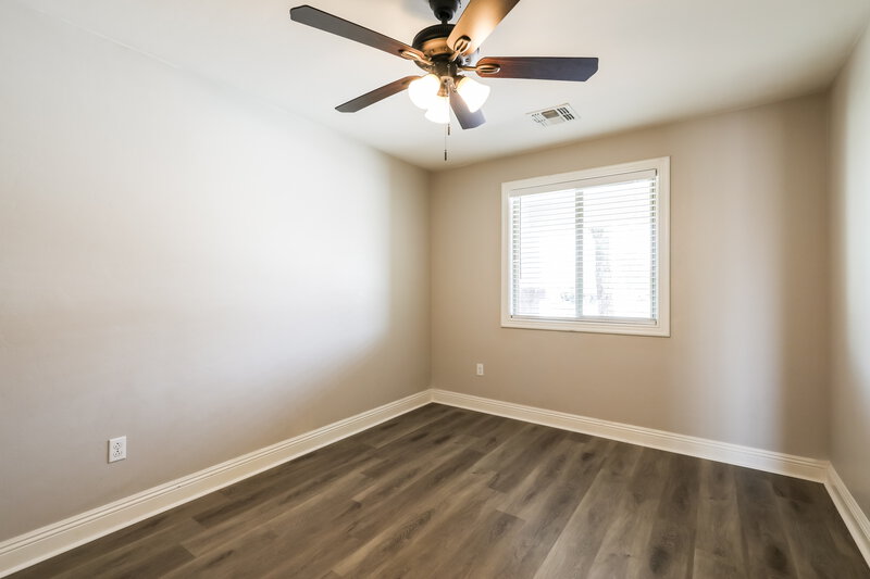 1,895/Mo, 7655 W Tight Line Dr Tucson, AZ 85757 Office View