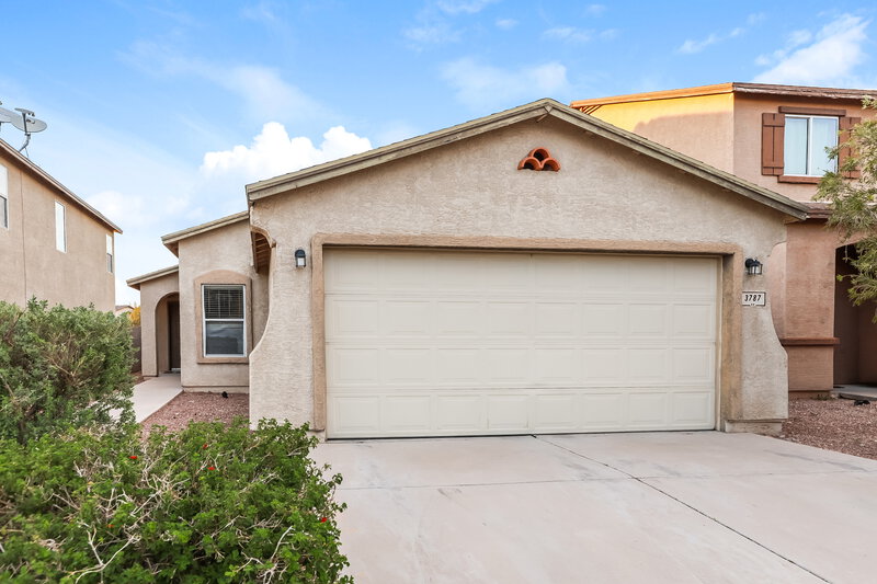 1,905/Mo, 3787 E Bright View St Tucson, AZ 85706 External View
