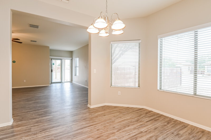 1,935/Mo, 11967 W Fontenelle Dr Marana, AZ 85653 Dining Room View