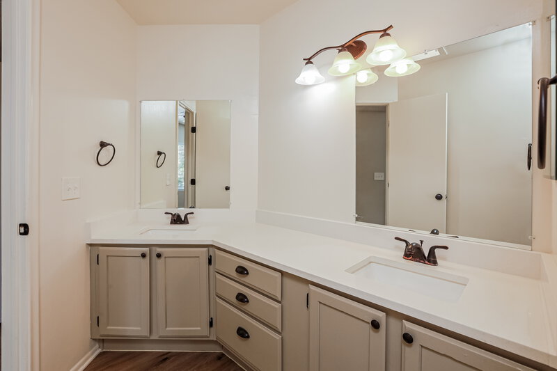 1,855/Mo, 10231 Calle Del Este Tucson, AZ 85748 Main Bathroom View