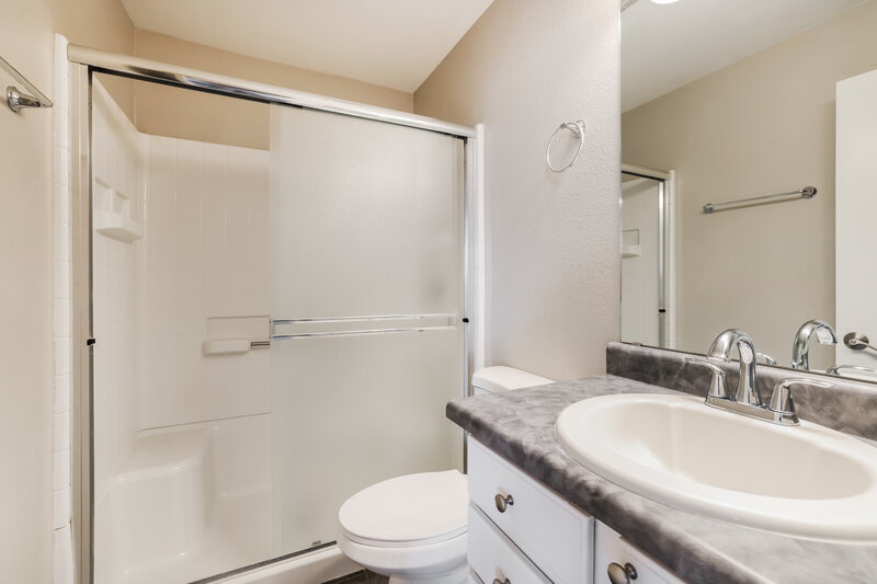 1,850/Mo, 2716 N Saramano Ln Tucson, AZ 85712 Bathroom View