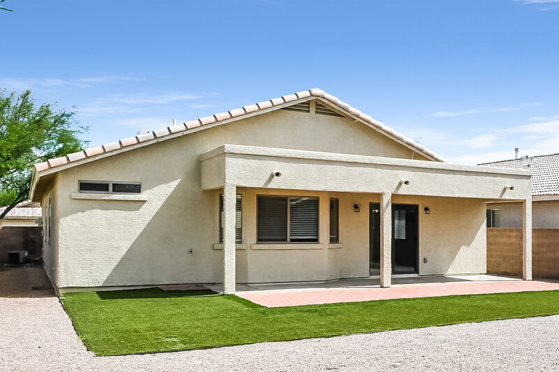 2,000/Mo, 10354 E Ravenswood St Tucson, AZ 85747 Rear View