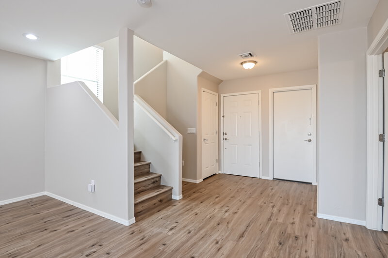 1,995/Mo, 4029 E Agate Knoll Dr Tucson, AZ 85756 Living Room View 2