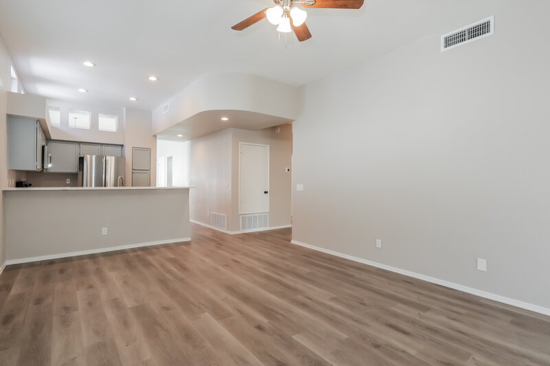 1,740/Mo, 7818 S Castle Bay St Tucson, AZ 85747 Living Room View 2