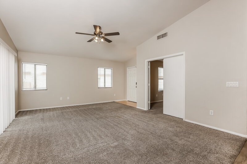 1,860/Mo, 3620 W Avenida del Mar Tucson, AZ 85746 Living Room View 2