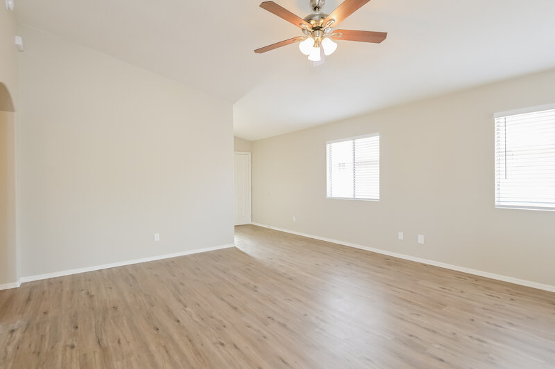 1,830/Mo, 9009 E Kinross Dr Tucson, AZ 85730 Living Room View 2