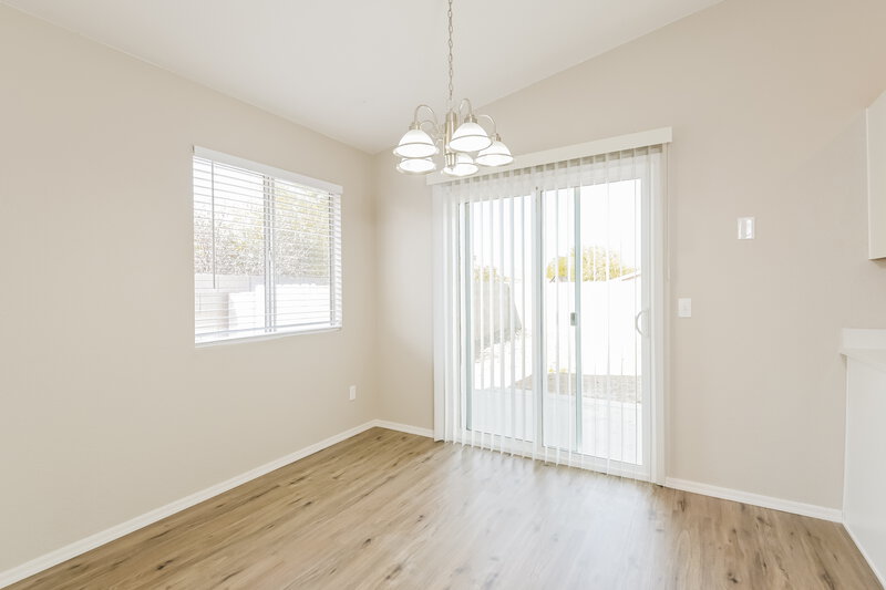 1,830/Mo, 9009 E Kinross Dr Tucson, AZ 85730 Dining Room View
